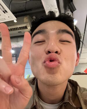 Edward Chen Instagram - 謝謝大家，祝福我都收到了