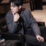 Edward Chen Instagram - “敲”想唱歌給你們聽！！！ 也”敲”喜歡Dunhill從容 優雅 永恆經典的一貫風格 @dunhill #dunhill #dunhillCOMMUNITY