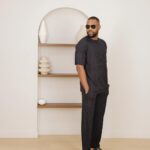 Efa Iwara Instagram - I’ve always wanted to explore the stylish side of loose fitting clothes. My most comfortable outfit yet 🔥 Introducing the Curban pleat loosefit two piece set. (It’s the last slide for me 😂) TO ORDER : Whatsapp 08038438212 Or www.curbanplace.com Photography - @uncleth14 Production - @demiladealao Lagos, Nigeria
