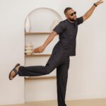 Efa Iwara Instagram - I’ve always wanted to explore the stylish side of loose fitting clothes. My most comfortable outfit yet 🔥 Introducing the Curban pleat loosefit two piece set. (It’s the last slide for me 😂) TO ORDER : Whatsapp 08038438212 Or www.curbanplace.com Photography - @uncleth14 Production - @demiladealao Lagos, Nigeria