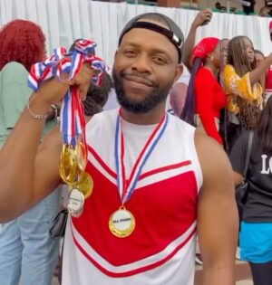 Efa Iwara Instagram - All we do is win! 
Red house the Best house!
All for Charity. Super proud of you @enioluwaofficial