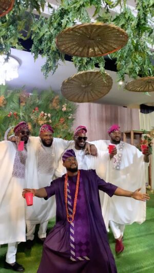 Efa Iwara Instagram - Brotherhood! 
@kunleremiofficial we dey for you!