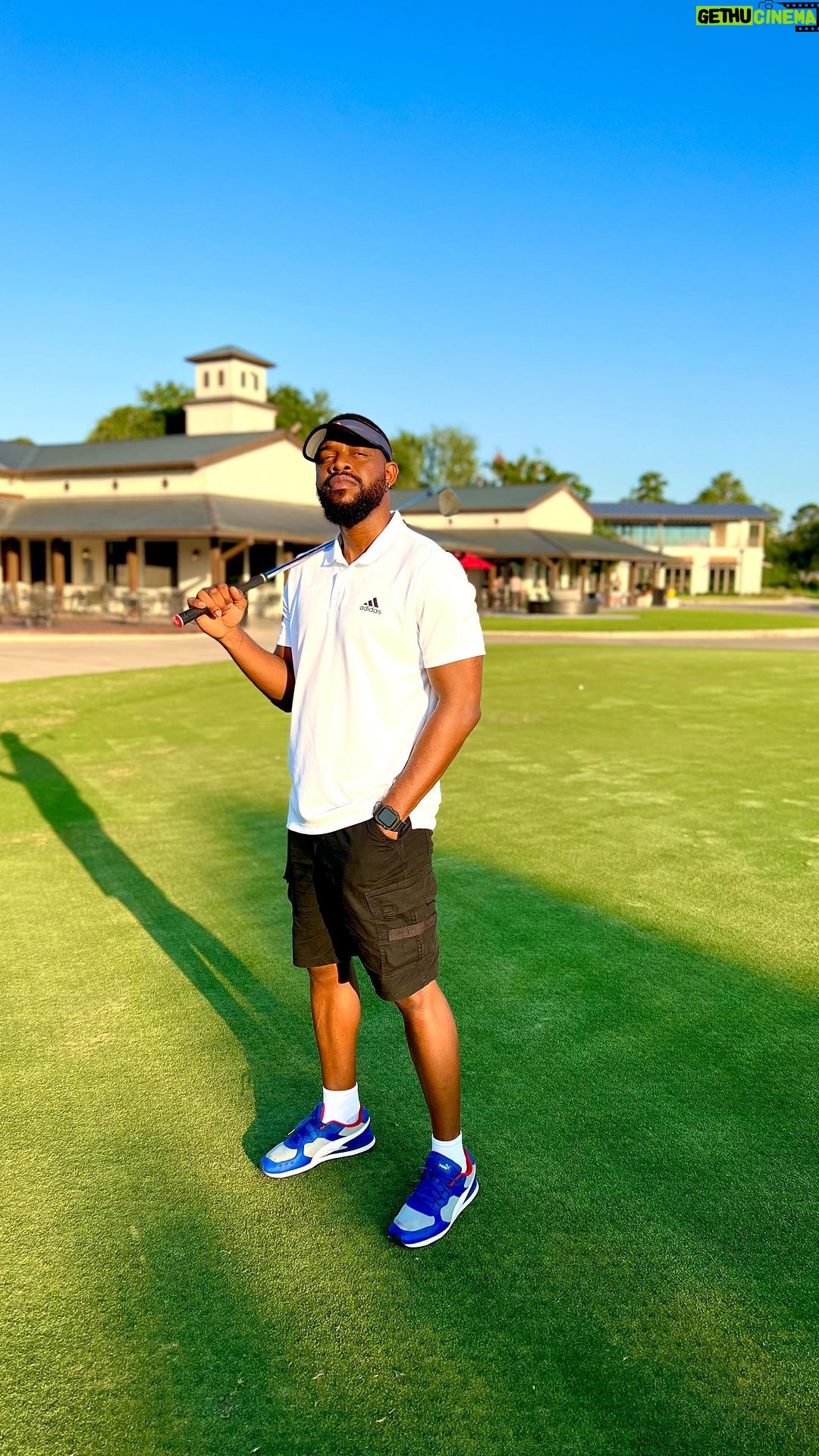 Efa Iwara Instagram - New career path loading! @pgatour are you ready for me? #TripleThreatEFA 🎥: @_emekaanyanwu Houston, Texas