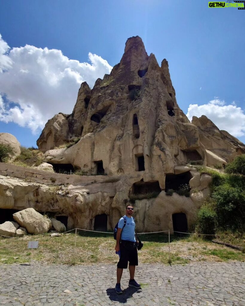 Eftyhis Bletsas Instagram - Προορισμός από τους λίγους! Ήταν στο bucket list εδώ και χρόνια. Έπρεπε και έγινε πράξη. #HappyTraveller #Cappadocia Kappadokia