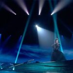 Egor Bulatkin Instagram – Пару слов про вчерашнее событие. Наша команда победила в эксклюзивном проекте «Голос. Уже Не Дети»! Победу принесла уникальная, скромная, супер простая и воспитанная девочка Вероника Сыромля, которая заслужила её на 100000%. Путь @veronika_syromlya был прекрасный и я рад и горд, что я услышал и не прошел мимо её таланта и вместе с моей командой нам удалось ТАК ГРОМКО расправить её крылья🪽Где Егор Крид и Народница?- говорили они? Где где… В Супер Финале)

Я расстроился, когда мы лишились моей 2й победительницы Рагды Ханиевой( не люблю я эти этапы на вылет) так как ее выступления и она сама, как человек и артист у меня глубоко в душе. Ее тембр, на который я обратил внимание и повернулся единственный, меня сразил еще на слепых. @ragda_kh , спасибо тебе за твой талант. Уверен, что в случае твоего прохода, ты бы тоже принесла нам победу! У тебя большое будущее, если не бросишь) 

Многие заметили, что я не подпрыгивал и не отмечал, когда увидел результаты голосования. Простите, но я просто реально отдал все силы без исключений. Внутри я просто сказал спасибо жизни за справедливость и с гордостью смотрел на счастливые глаза девочки, которая сама не ожидала, что все получится именно так. А ей, поверьте мне, очень важна и нужна эта победа. Наш супер финал – это настоящий командный дух. Мы выиграли силой всей команды. И какой крутой и мощный номер получился, а сделали мы его за сутки до эфира , потому что нам поменяли песню ) так только мы можем😜

Спасибо всей моей ЛУЧШЕЙ команде, всем кто старался вместе с нами, не жалел силы, здоровье и со всей душой и любовью делал со мной эти номера! Этот сезон точно войдет в историю. Я реально старался изо всех сил раскрыть каждого участника. Надеюсь у меня получилось. Всем спасибо 🖤