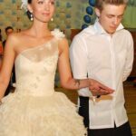 Egor Bulatkin Instagram - У меня не было своего выпускного, а теперь есть! Песня ВЫПУСКНОЙ уже на всех музыкальных площадках👨‍🎓 (ссылка в сторис) жду ваши видео под трек 🔥 Поздравляю всех тех, кто выпускается в этом году. Впереди захватывающая и уникальная жизнь. Все только начинается! Верьте в себя и свои силы. Ваши мечты - реальны. Всё получится! Я в вас верю❤️