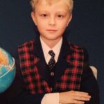 Egor Bulatkin Instagram - У меня не было своего выпускного, а теперь есть! Песня ВЫПУСКНОЙ уже на всех музыкальных площадках👨‍🎓 (ссылка в сторис) жду ваши видео под трек 🔥 Поздравляю всех тех, кто выпускается в этом году. Впереди захватывающая и уникальная жизнь. Все только начинается! Верьте в себя и свои силы. Ваши мечты - реальны. Всё получится! Я в вас верю❤️