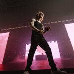 Egor Bulatkin Instagram - уже через 3 дня произойдёт легендарное событие, которое мы с вами ждали целых 3 года! 21го сентября: 16к моих родничков будет кайфовать от нашего с @alexey_k_golubev ШОУ «58» в Мегаспорте🔥, а дальше мы 30-го в СПб в Ледовом. Чтобы вы понимали в Мск у нас давным давно SOLD OUT и последние дни нам предлагают по 1кк за билет, чтобы просто попасть ;))) Я хотел перенести на площадку побольше, но больше нашей из крытых - увы нет… в связи с этим в 23 году я сделаю сольник на 30-60к человек🥵(стадион выберем) я вижу, что НАС за последние года стало ОЧЕНЬ МНОГО! ЛЕТС ФАКИНГОООУ P.s. Те кто не могут попасть на эти 2 концерта - не переживайте. Я обязательно сделаю еще концерты и приеду в ваш город, где мы качнём) Концерты