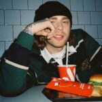 Egor Bulatkin Instagram - лицо Вкусно И . наш «СУПЕР БОКС» с сегодняшнего утра во всех точках по всей стране и в некоторых боксы уже закончились )) собирайте ленты, пины и всем приятного 🤤