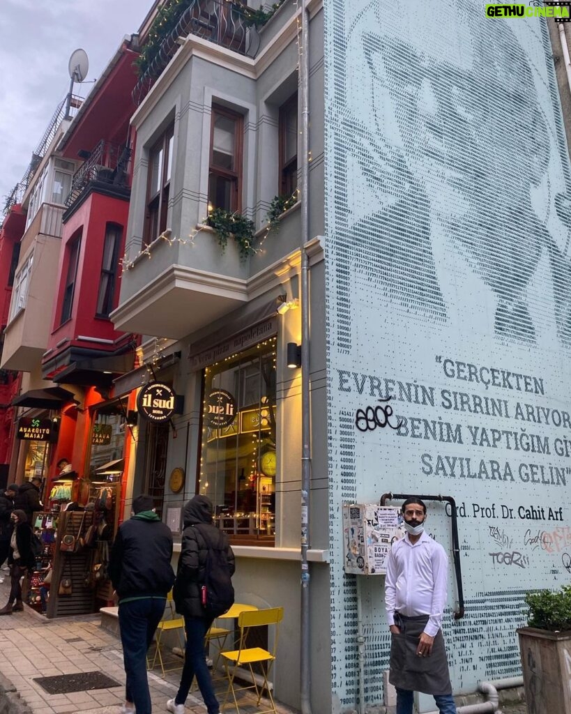 Egor Druzhinin Instagram - Стамбул, спасибо огромное за прекрасную перезагрузку! Фото моей Никуши. 💌 Istanbul, Turkey