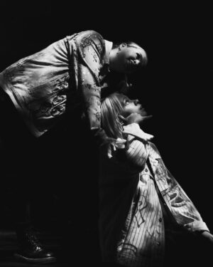 Egor Druzhinin Instagram - Первый Кед Концерт в поддержку открытия ШИМ @performartschool в культурном центре Строгино @strogino_cc прошел, благодаря  @pena_b  @sinbad.praise  @sestry_mihailec  @konstantin_koval_  @evayvarova  @german.romazanov  @renat_lieto  @mary_djin  @volkovadariaandreevna  @amechetnyi  @vovangudym  @ilona11  @superstefer  @alena_gumennaya (про спектакль Алены Гуменной расскажу особо)  Ничего бы не произошло без помощи великолепной @pd_mari и всего коллектива центра «Строгино» Отдельное спасибо руководителям направлений ШИМ @sohonoho (театр), Жене Шевцову (цирк) и Ульяне Чеботарь (вокал). #кед  #шим  #кцСтрогино .  Кому интересно, как прошли наши открытые уроки заходите на strogino.cc и performartschool.ru  А те, кто был, делитесь эмоциями. Они нам необходимы, как воздух!!! Фото @dmitrievanka просто супер!  Ну и конечно отдельное спасибо @alinagerman и @konotopskaya_style_  за костюмы @kaluzhina_k  за стиль  @comedyclubru и лично Вячеславу Дусмухаметову. А также всем, кто нас поддерживал, верил в нас и мечтал вместе с нами. Мечты сбываются:-)