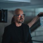 Egor Druzhinin Instagram - В самом разгаре съемки нового сериала «Неверные» - совместного детища «Студии Видеопрокат» и «НМГ студии». Необычная история с неоднозначными героями. Главная героиня - талантливый адвокат с обостренным чувством справедливости, страдающая от алкогольной зависимости. Ее пристрастие разрушает ее семейную жизнь, но, как ни странно, является ее самым сильным секретным оружием в борьбе за справедливость. Мой герой, Елагин, единственный, кто протянет Ольге руку помощи в трудную минуту, но будет наказан за свою «отзывчивость». Режиссер - Алексей Кузьмин-Тарасов, автор идеи и креативный продюсер - Аня Колчина, исполнительный продюсер - Настя Гомиашвили ❤️, оператор - Николай Желудович, художник - Петр Буршин, продюсеры: Ф.Бондарчук, Д.Табарчук, М.Рыбаков, А.Корецкая, А.Киселев, Ж.Крыжовников, Д.Уточкин. В ролях: Оксана Акиньшина, Роман Евдокимов, Ваня Добронравов, ваш покорный слуга и другие прекрасные актеры:-) #неверныесериал #студиявидеопрокат #нмгстудия #wink