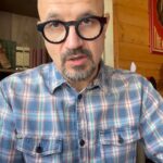 Egor Druzhinin Instagram - Продолжаю читать стихи Сережи Волкова @volservad из его сборника «БЕРЕСКЛЕТ» #бересклет