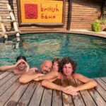 Egor Druzhinin Instagram - Тихон обожает баню. Нике пришла в голову идея отметить д.р. Тихона походом в баню со странным названием British баня в Красной поляне. Цены в этой баньке немаленькие, но оно того стоит. Я разбираюсь в паре и уверяю вас @britishbanya это праздник, это радость, это блаженство близкое к счастью, это покой и красота. И я рад, что нам удалось сделать этот день для Тихона @cake34566 абсолютно незабываемым. Красная Поляна