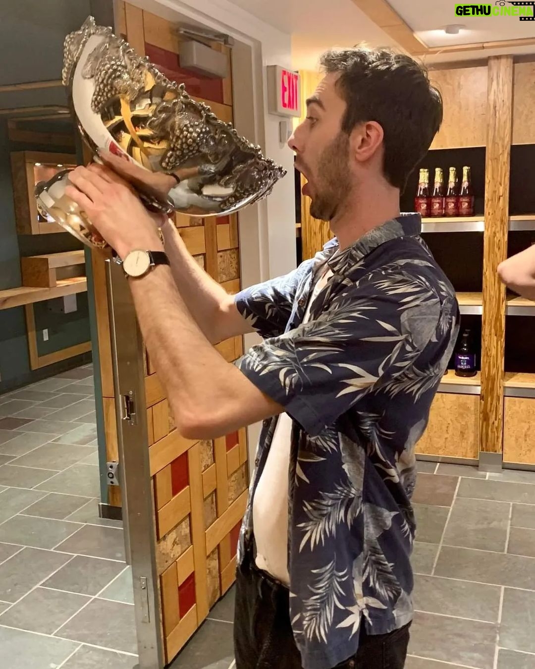 Ehren Kassam Instagram - Congrats to an amazing(ly tall) human being named Jake who is going to be getting married soon!!! Bachelor's doing bachelor things like wine tastings and DnD ! Niagara Falls, Ontario