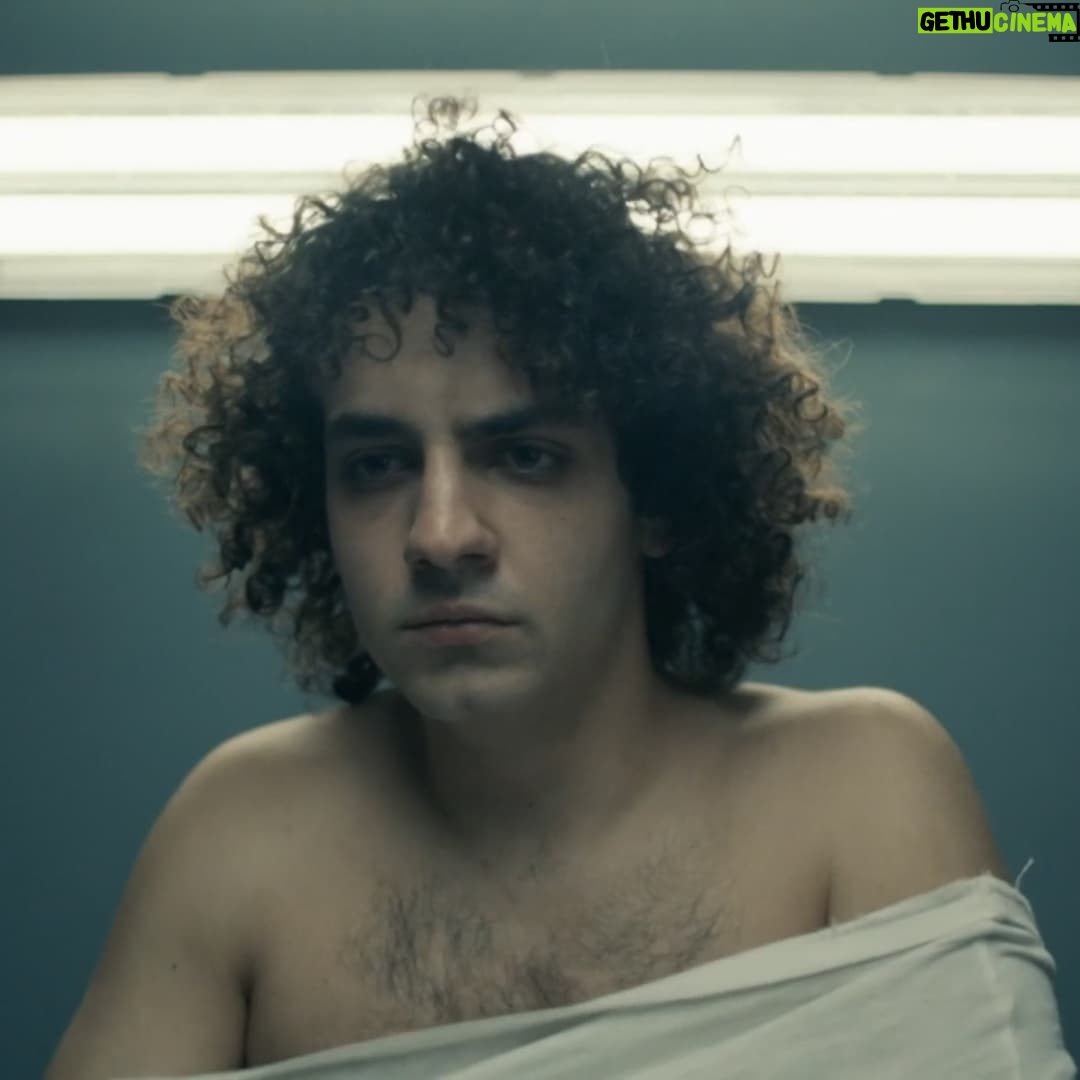 Ehren Kassam Instagram - Last Wednesday on @thecw marked a very special episode of @coronercbc for me! A very traumatizing and nail-biting story of being falsely accused of murder, and the way our system can often serve convenience and assumptions before anything else. A beautifully written story by @nyounglai , directed by @gloryousproductions , this episode was a real chance for me to work with some terrific performers, as well as document an all too true reality.