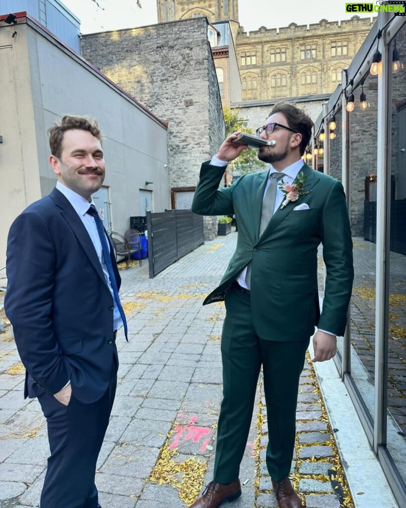 Ehren Kassam Instagram - Hey, I always wanted a sister! Thanks @julialubun for marrying my brother 😛 I have zero permission from the bride and groom to post these but if they didn’t want me to, they shouldn’t have sent me the link Ottawa, Canada