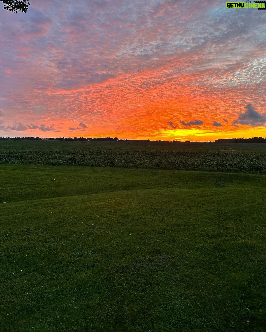 Ehren Kassam Instagram - The sun is real cute for a flaming ball of primordial chaos Port Elgin, Ontario