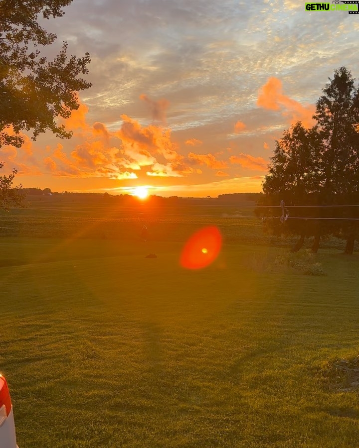Ehren Kassam Instagram - The sun is real cute for a flaming ball of primordial chaos Port Elgin, Ontario
