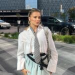 Ekaterina Adushkina Instagram - Снова в школу?)🎓 и снова в какой то жопе