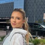 Ekaterina Adushkina Instagram - Снова в школу?)🎓 и снова в какой то жопе