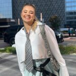 Ekaterina Adushkina Instagram - Снова в школу?)🎓 и снова в какой то жопе