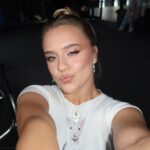 Ekaterina Adushkina Instagram - Блин, я точно правильно использую галстук? 👔🤔
