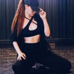 Elçin Sangu Instagram -