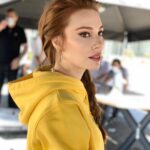 Elçin Sangu Instagram -