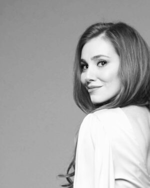 Elçin Sangu Instagram - 