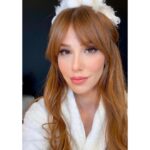 Elçin Sangu Instagram - Çok güzel şeyler çektik beklemede kalın @elcinsangu 🧡#elçinsangu @dunyatekbizikimiz #hamiyetakpinar #molped