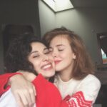 Elçin Sangu Instagram - @handeliyiz’i öpmelere,koklamalara doyamayız temalı :)