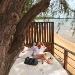 Elçin Sangu Instagram -