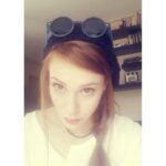 Elçin Sangu Instagram - Biraz fazla #gotham izlediysem demekki kedi kadına benzemeye yeltendiysem...😶