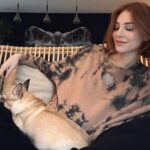 Elçin Sangu Instagram - Bakma şarkının “Bored”olduğuna:) en sevdiğim anlar aslında🫶🏼