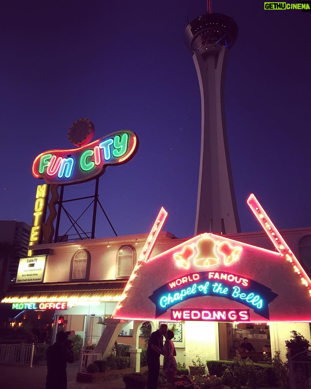 Elden Henson Instagram - Suckers Las Vegas, Nevada
