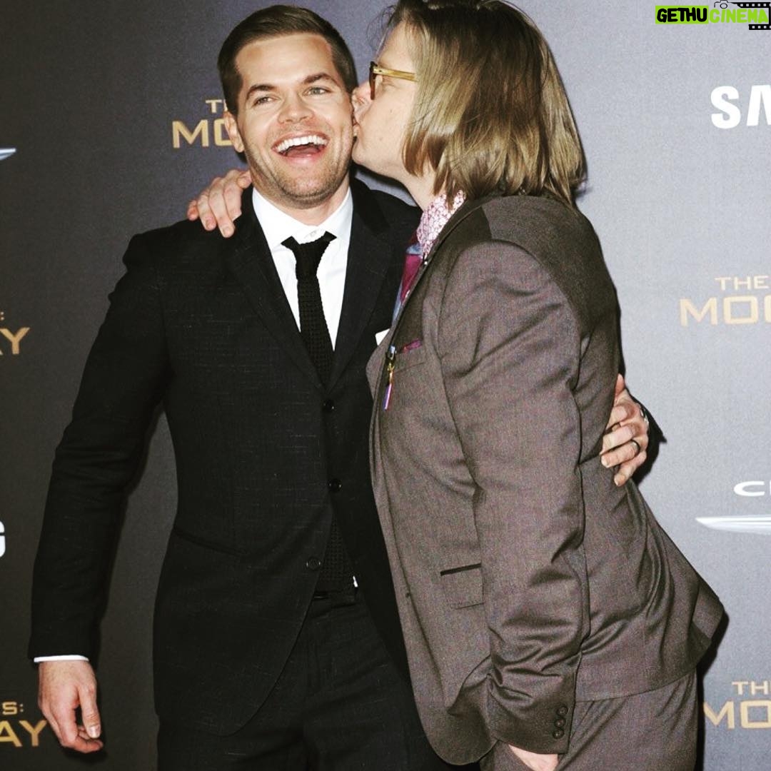 Elden Henson - 886 Likes - Love'n on my brother! #amigosunite