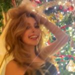 Eleanor Worthington-Cox Instagram - Better late than never.. Hi internet. I’m back :) #stilldontknowwhattodowithmyhands #mybrabrokeinthelastpic #dontaskaboutthefloor #didyoumissmyawfulhashtags #thisisalreadyadisaster #somuchchaos #ihavetostop #okimdone