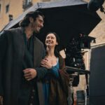 Elena Rivera Instagram - Nos veis sufrir mucho delante de cámaras pero…, la realidad es otra. Y es que cuando te tocan personas como @yongonluna al lado, el disfrute es total🫶♥️ Tenéis #LosHerederosDeLaTierra en @netflixes @danielescale13 📸