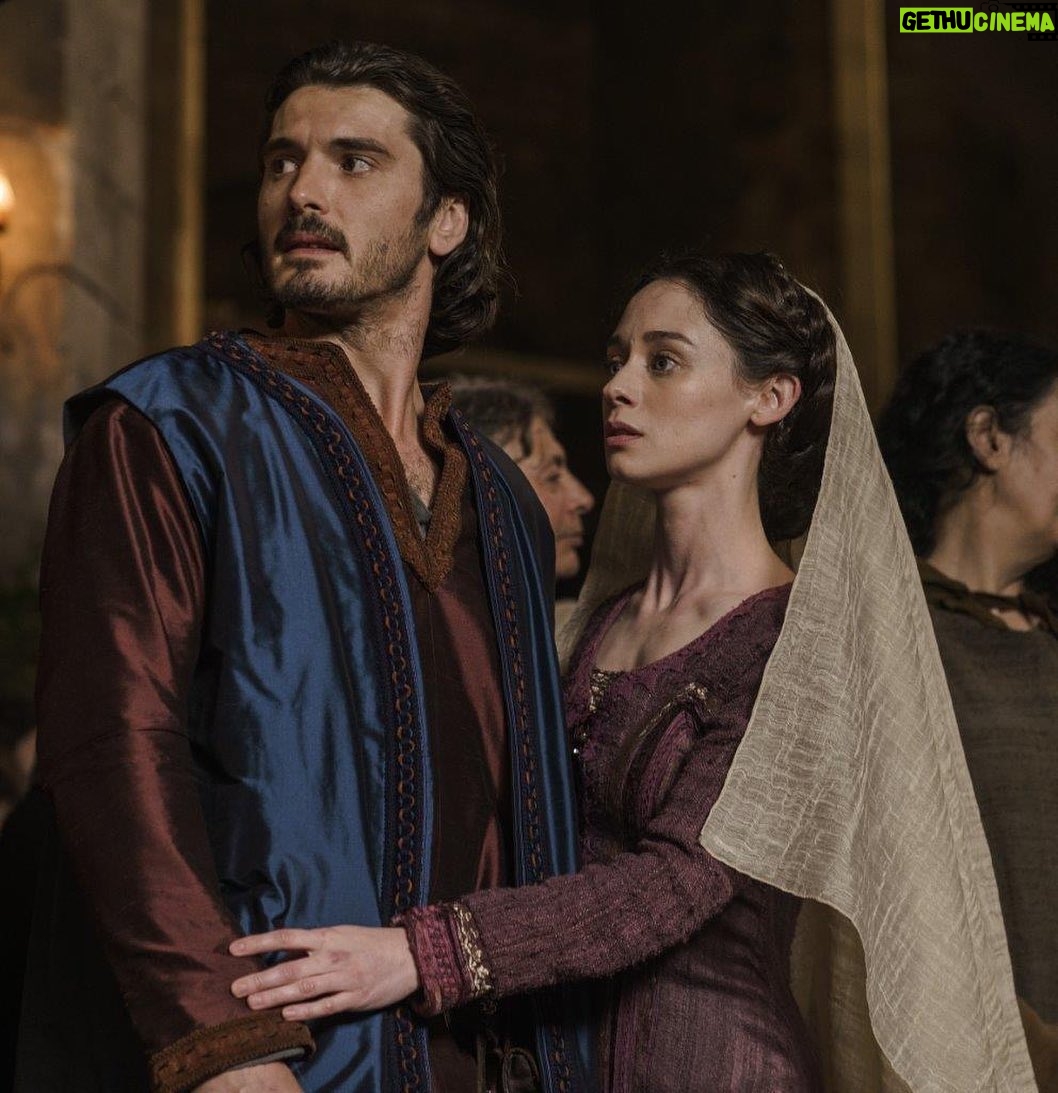 Elena Rivera Instagram - Ya tenéis disponible en Netflix ‘Los Herederos de la Tierra’. Otro proyecto en el que he tenido la suerte de formar parte. Espero que os guste y la disfrutéis ❤️ #LosHerederosDeLaTierra @netflixes @diagonaltelevisio