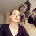 Elena Rivera Instagram - Llevaba tiempo queriendo cantar esto… A ver qué os parece 🥰🥰🎶