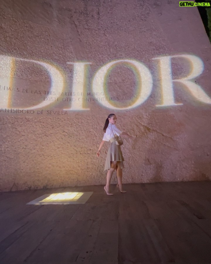 Elena Rivera Instagram - J’adore, @dior 💫 Mandarin Oriental Ritz, Madrid