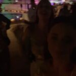 Elena Rivera Instagram - Maravilla de noche celebrando @tachabeauty en Marbella💛