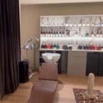 Elena Rivera Instagram - Ya de vuelta después de un par de días de relax y desconexión en Bilbao. En buena (y cómplice 😏) compañía y con los inmejorables cuidados y atenciones de @henaowellnessclinic Qué más se le puede pedir a un inicio de semana?🥰🥰🥰 Gracias @bellezaenvena y @aitor20ocio ♥️