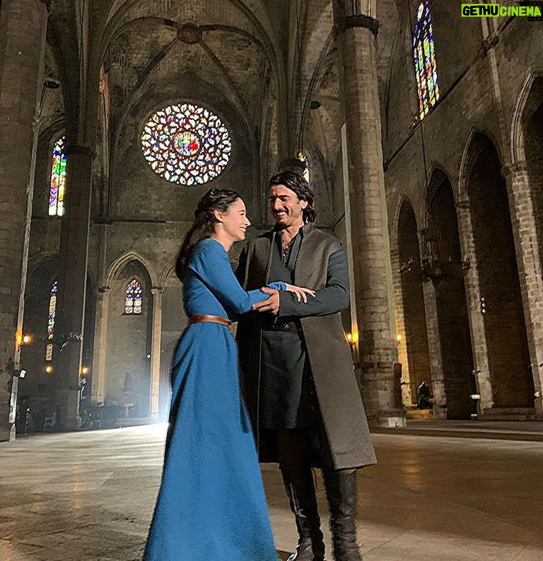 Elena Rivera Instagram - Ya tenéis disponible en Netflix ‘Los Herederos de la Tierra’. Otro proyecto en el que he tenido la suerte de formar parte. Espero que os guste y la disfrutéis ❤️ #LosHerederosDeLaTierra @netflixes @diagonaltelevisio