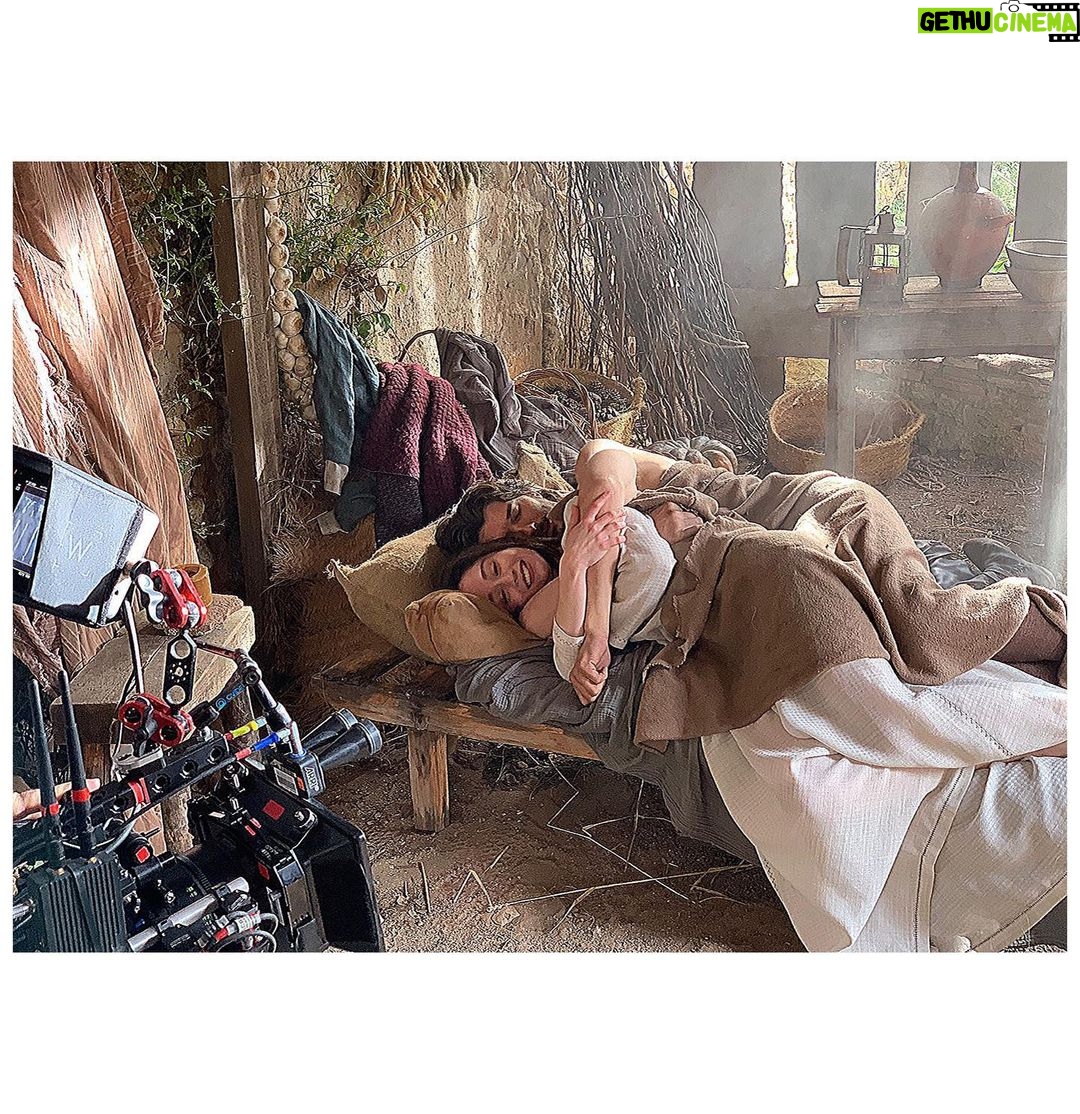 Elena Rivera Instagram - Ya tenéis disponible en Netflix ‘Los Herederos de la Tierra’. Otro proyecto en el que he tenido la suerte de formar parte. Espero que os guste y la disfrutéis ❤️ #LosHerederosDeLaTierra @netflixes @diagonaltelevisio