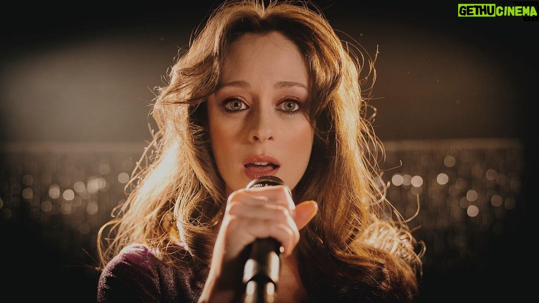 Elena Rivera Instagram - #CamiloSuperstar se presentará en el @sansebastianfes Estreno, en @atresplayer 🥰
