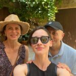 Elena Rivera Instagram - De un finde muy majico y mágico con personas muy majicas y mágicas🧡 @aitanasanchezgijon #LuisAlegre #TourPorAragón y tan felices ☺️ Bajo Aragón