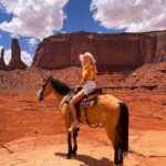 Eleonora Albrecht Instagram - Uno dei viaggi più belli della mia vita ❤️ #travelusa #travel #usa #travelphotography #travelgram #usatravel #america #roadtrip #grandcanyon #unitedstates #phoenix #arizona #visitusa #travelblogger #roadtripusa #traveltheworld #nature #traveladdict #oara #photooftheday #exploreusa #california #instatravel #adventure #visittheusa #vacation #usatrip #lasvegas #travelmore #explore Monument Valley