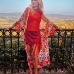 Eleonora Albrecht Instagram - Bellissima serata all’ @umbriacinemafestival con il mio amore @flavioparenti ❤️ bella Todi 💕 grazie @paologenoves #festival #festivaltodi #cinema #flavioparenti #paologenovese #todi #festivalditodi #ootd #vacanzealmare #vogliadimare #profumodimare #bellegiornate #sorrisi #pacedeisensi #giornatebelle #gitafuoriporta #lugliocolbenechetivoglio #tuttialmare #lamiaestate #unavitainvacanza #maredavivere #maredamare Todi, Italy